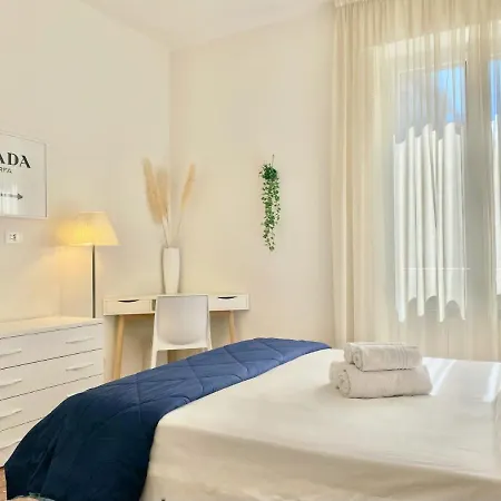 Habitual Apartment *
