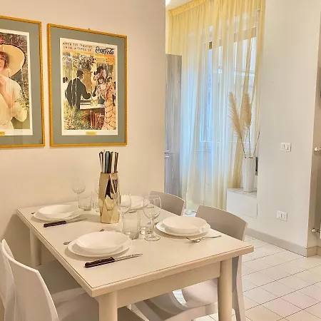 Habitual Apartment *